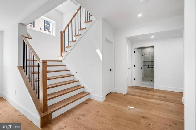 $3,180,000 | 1935 Foxhall Road, McLean, VA 22101