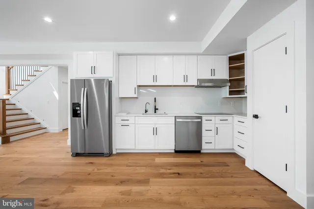 $3,180,000 | 1935 Foxhall Road, McLean, VA 22101