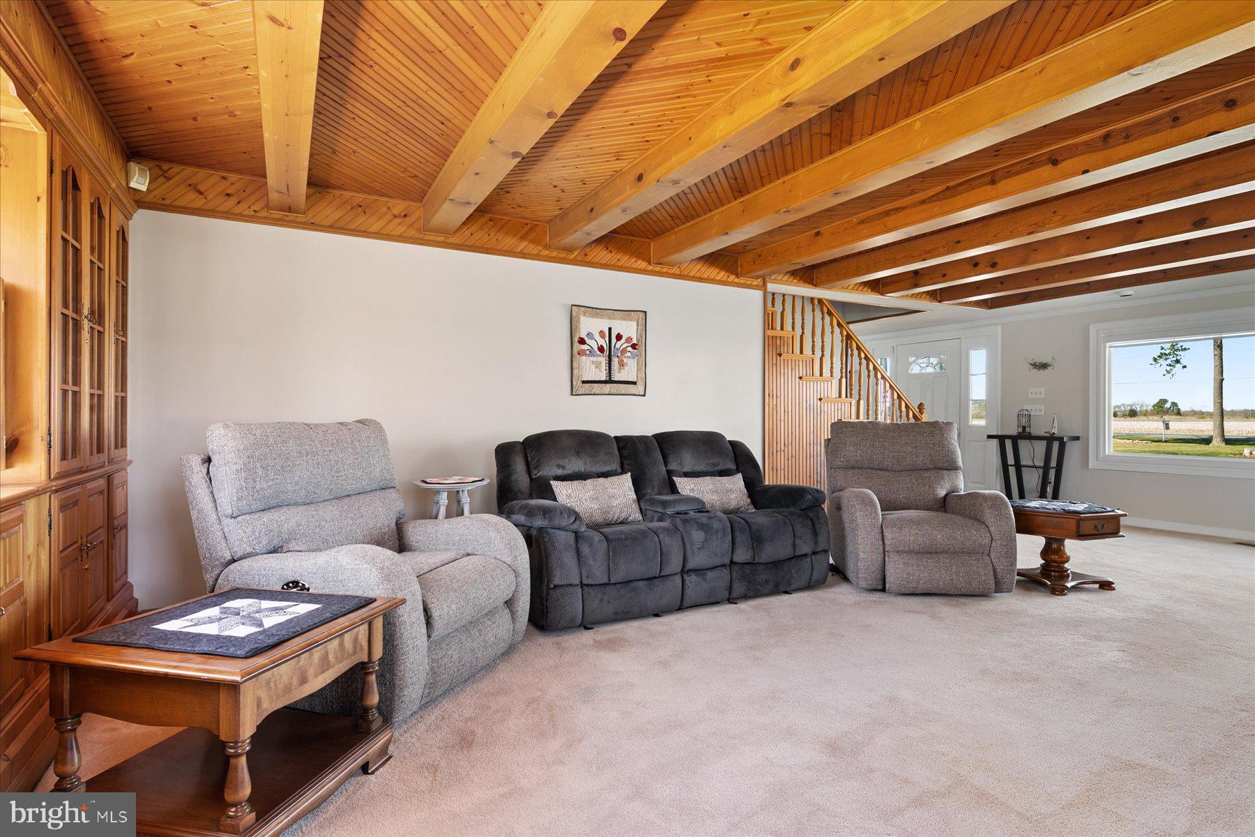 2107 Church Creek Road Cambridge, MD 21613 - Photo 19 of 84 Family Room