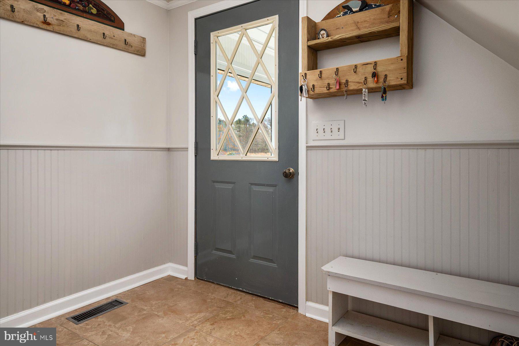 2107 Church Creek Road Cambridge, MD 21613 - Photo 23 of 84 Mudroom