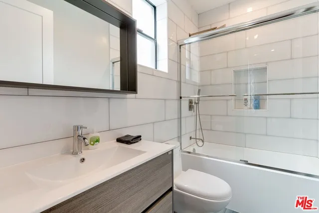 $5,895 | 4826 Pickford Street, Los Angeles, CA 90019