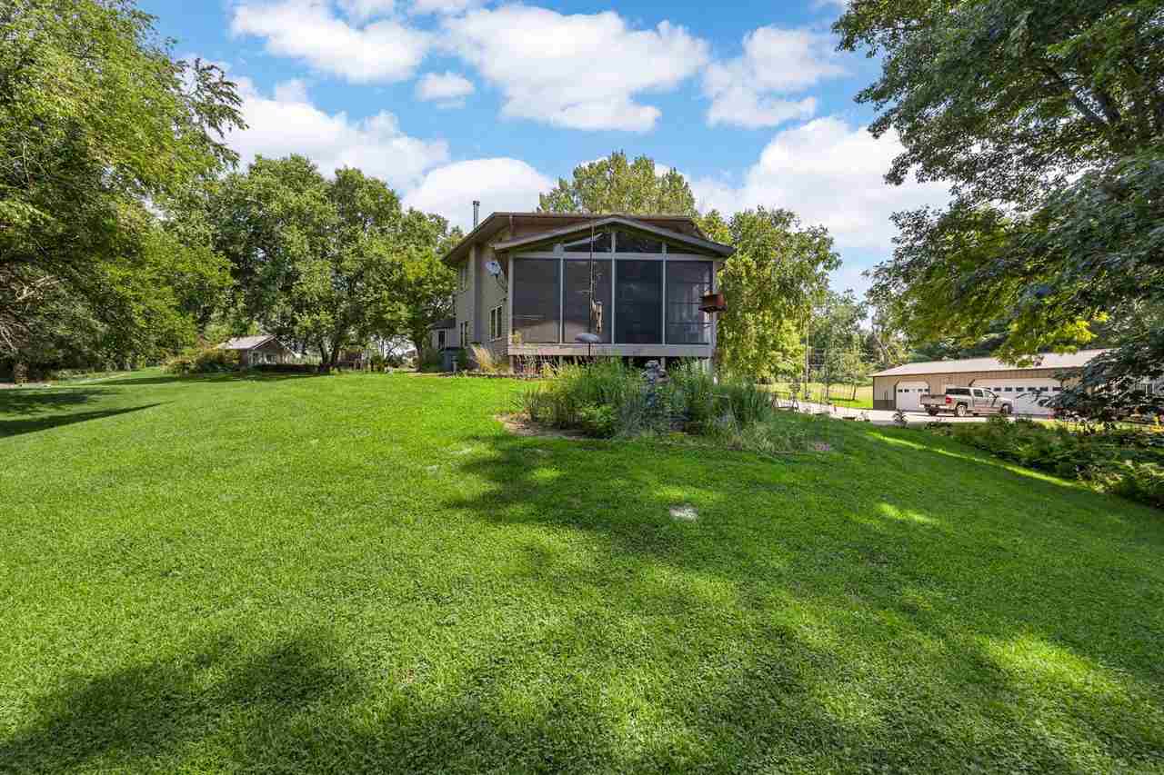 1951 Lake Manor Road Northeast Solon, IA 52333 - Photo 7 of 51 Gallery Image 7