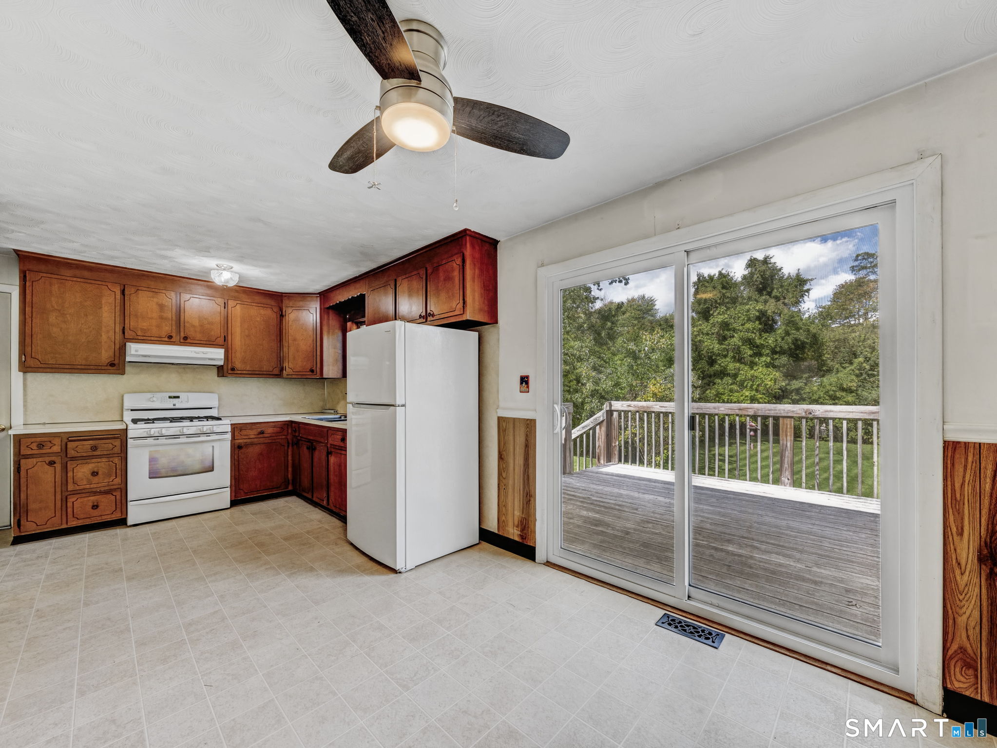 105 O'Donnell Road New Britain, CT 06053 - Photo 9 of 33 Gallery Image 9