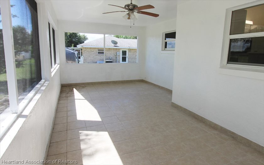 441 Meadow Road Sebring, FL 33876 - Photo 10 of 11 Gallery Image 10