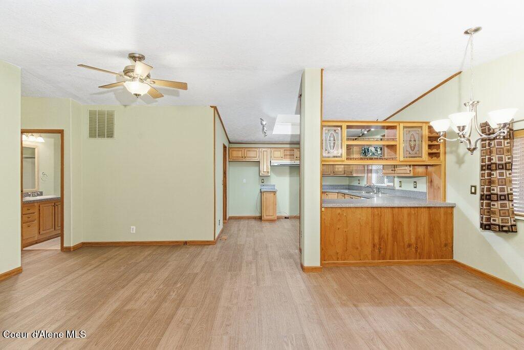 542 Myriah Loop Coeur D'Alene, ID 83815 - Photo 11 of 21 011-542MyriahLoop-CoeurdAlene-ID-83815-S