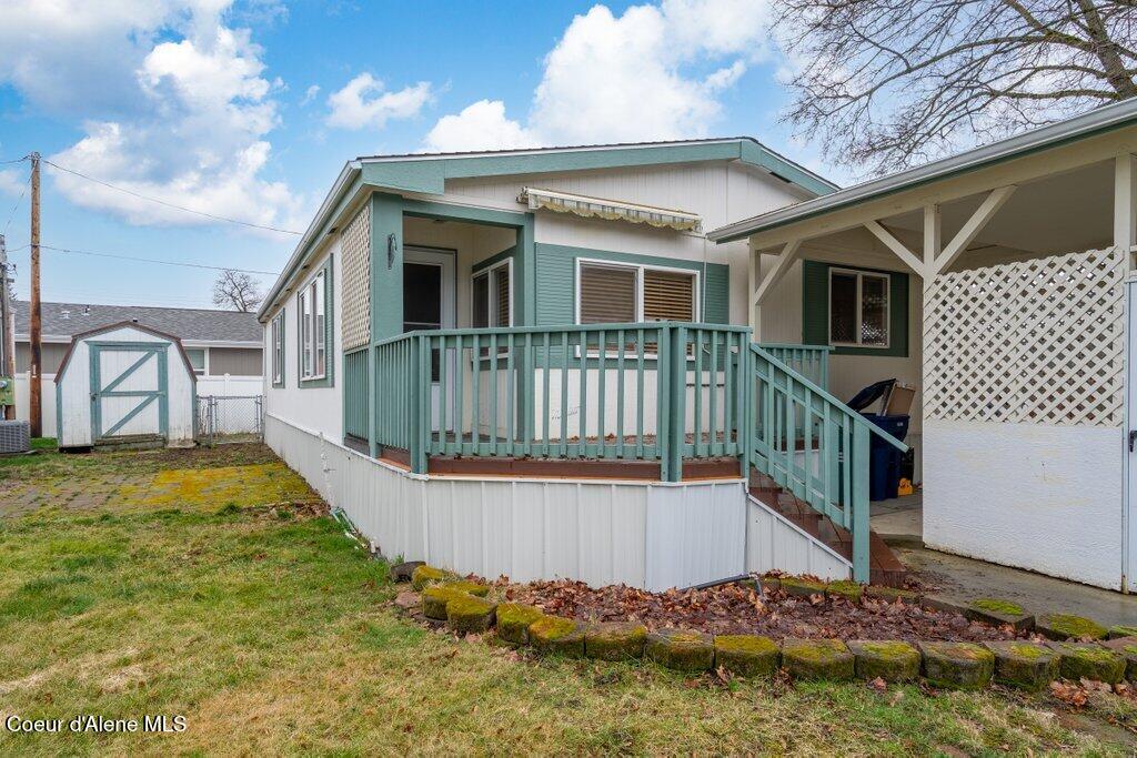 542 Myriah Loop Coeur D'Alene, ID 83815 - Photo 2 of 21 002-542MyriahLoop-CoeurdAlene-ID-83815-S