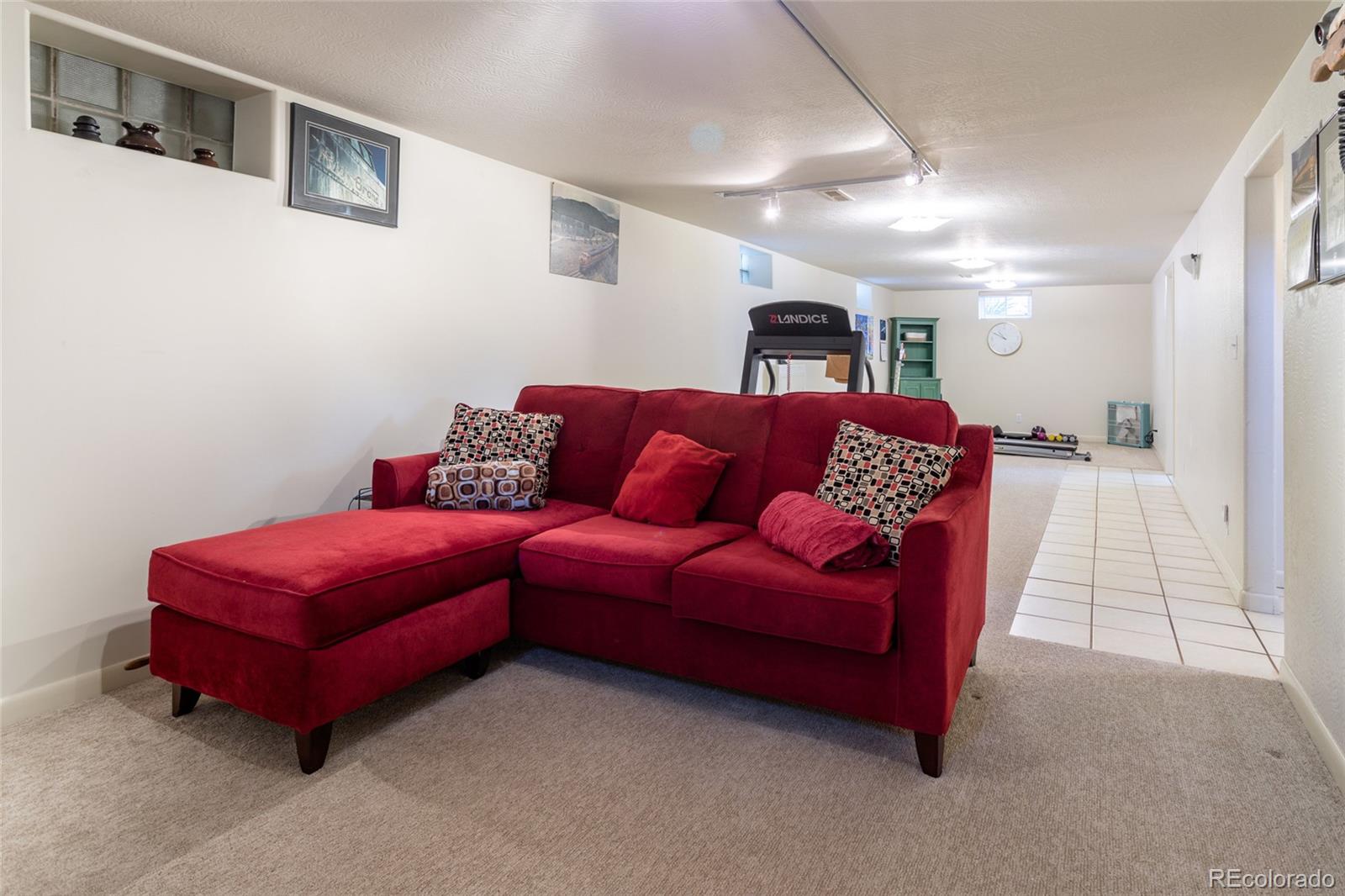 4530 South Inca Street Englewood, CO 80110 - Photo 24 of 37 a living room with furniture