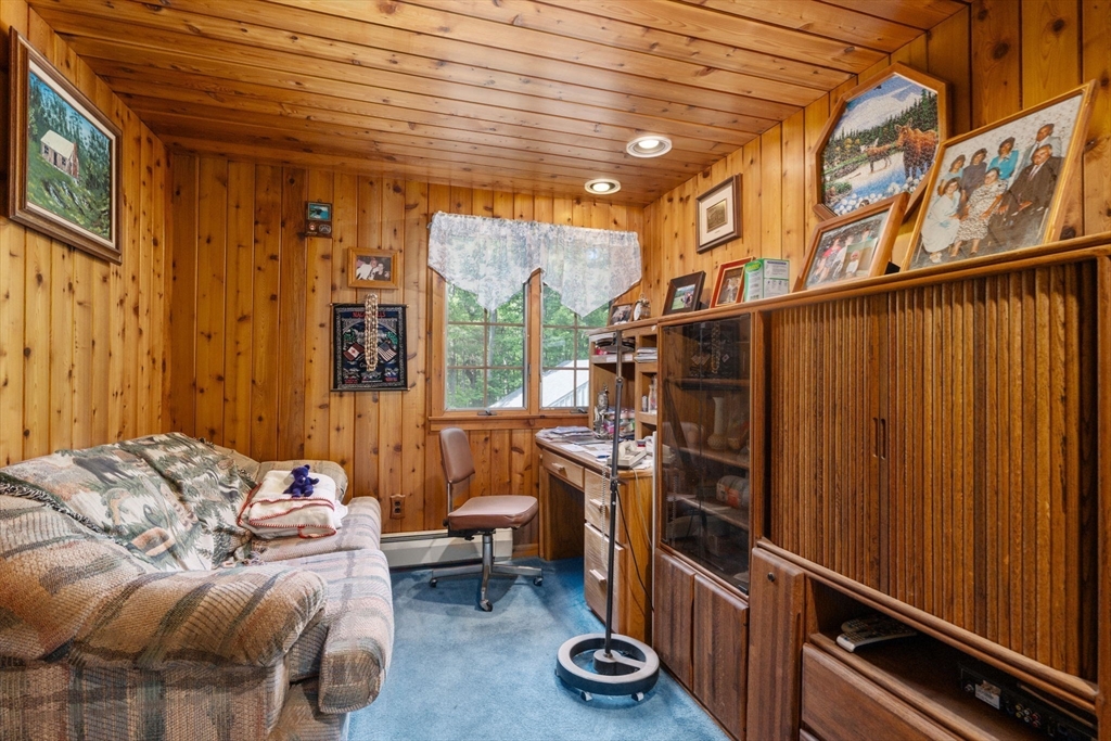 1 Leno Road Sturbridge, MA 01566 - Photo 12 of 33