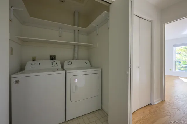 $530,000 | 14 Pond Drive East, Rhinebeck, NY 12572