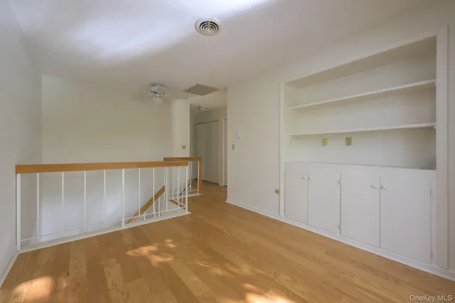 $530,000 | 14 Pond Drive East, Rhinebeck, NY 12572