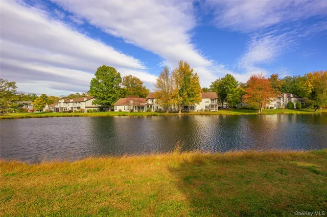 $530,000 | 14 Pond Drive East, Rhinebeck, NY 12572