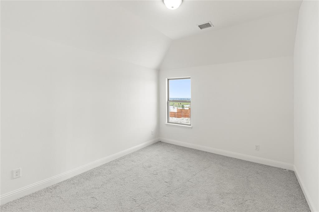 332 Bay Laurel Road McKinney, TX 75071 - Photo 21 of 27 21. 332 Bay Laurel - Bed 3