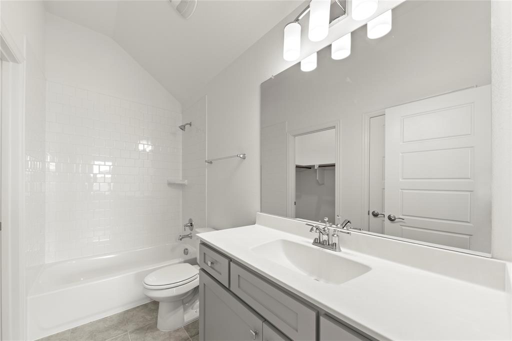 332 Bay Laurel Road McKinney, TX 75071 - Photo 22 of 27 22. 332 Bay Laurel - 3RD Bath