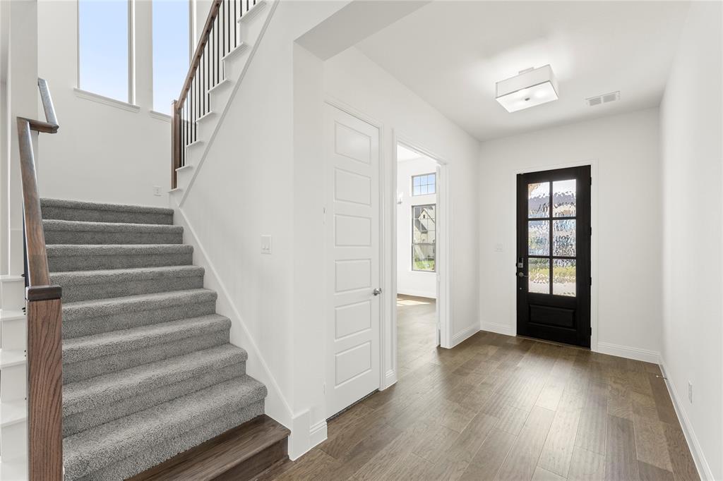 332 Bay Laurel Road McKinney, TX 75071 - Photo 3 of 27 03. 332 Bay Laurel - Entry