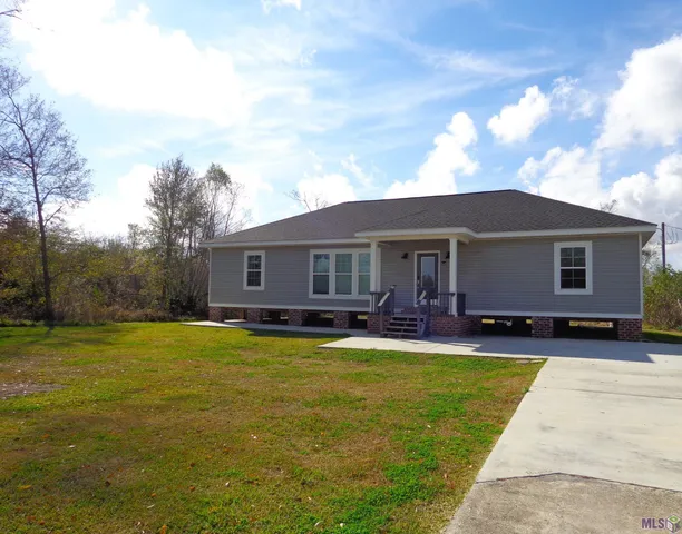 $179,000 | 205 Patrick Place, Houma, LA 70364