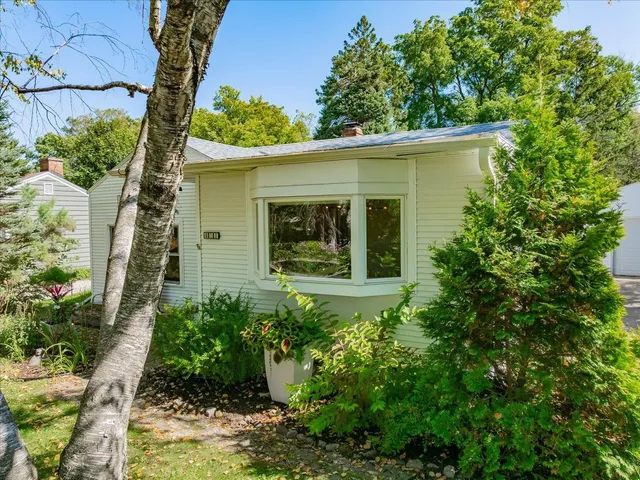 $2,800 | 401 Merrill Crest Drive, Madison, WI 53705