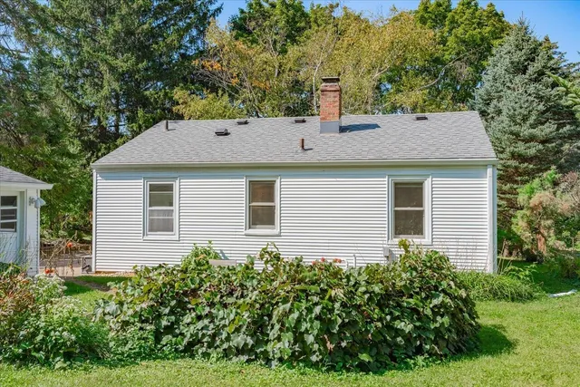 $2,800 | 401 Merrill Crest Drive, Madison, WI 53705