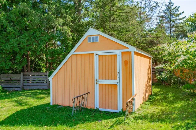 $2,800 | 401 Merrill Crest Drive, Madison, WI 53705