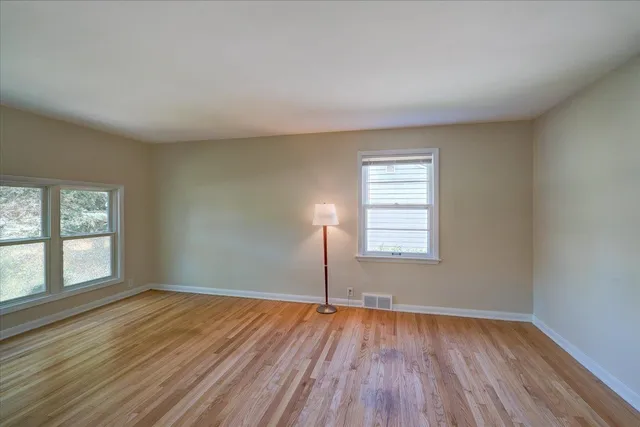 $2,800 | 401 Merrill Crest Drive, Madison, WI 53705