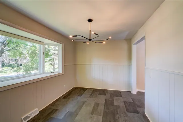 $2,800 | 401 Merrill Crest Drive, Madison, WI 53705