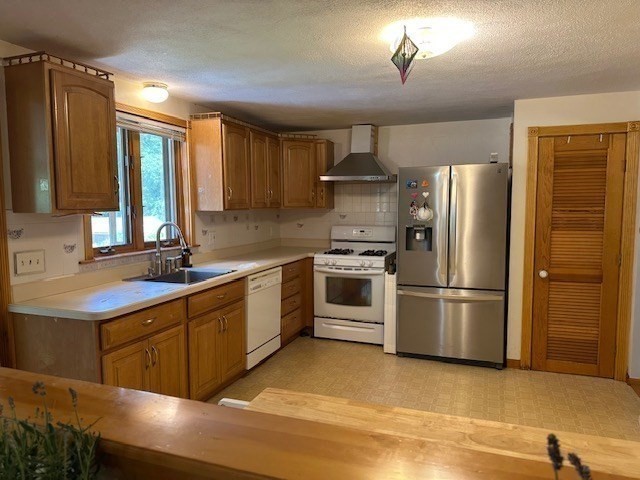 1849 Bay Road Sharon, MA 02067 - Photo 7 of 22