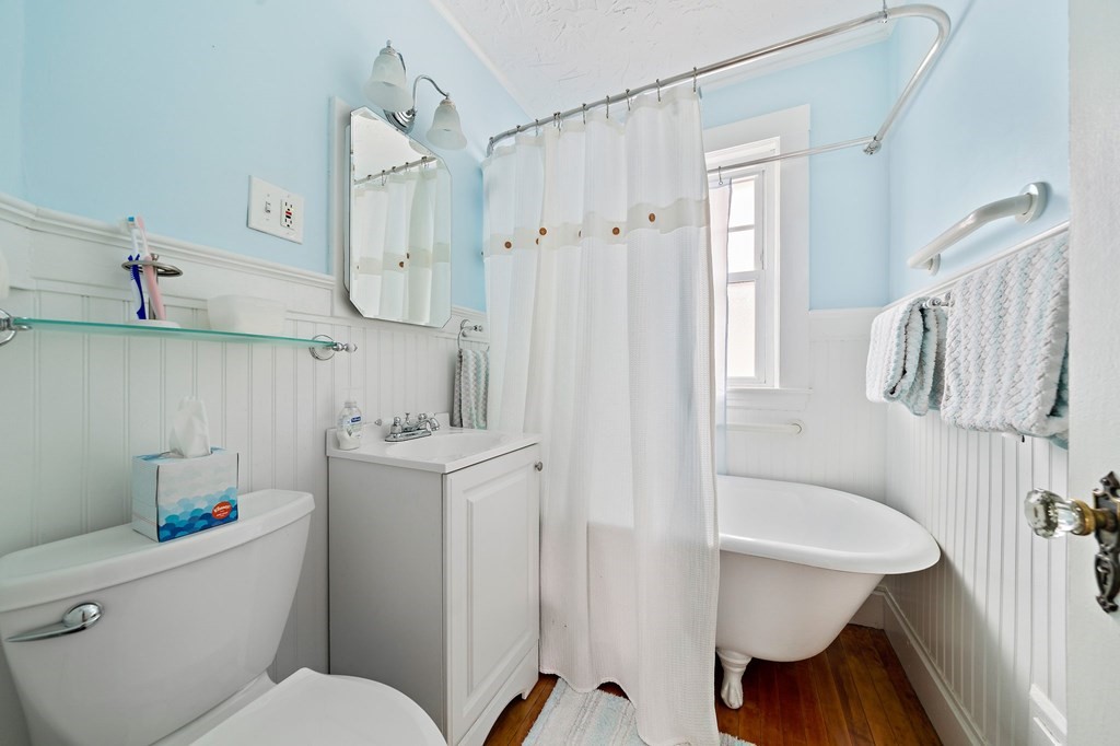 38-40 Colby Road Quincy, MA 02171 - Photo 12 of 36 Gallery Image 12