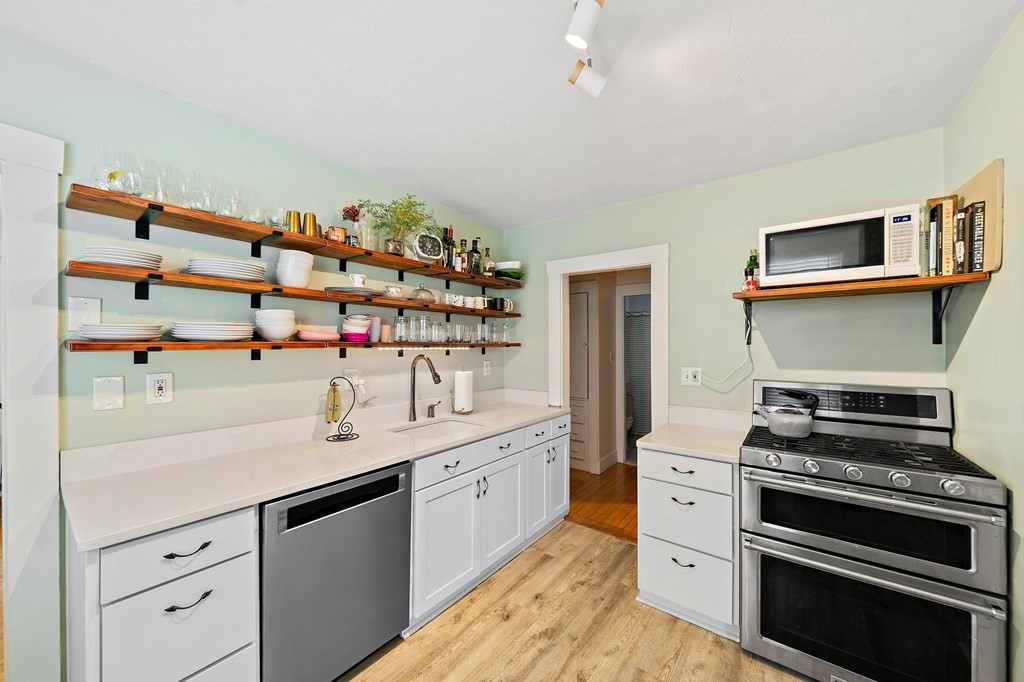 38-40 Colby Road Quincy, MA 02171 - Photo 15 of 36 Gallery Image 15