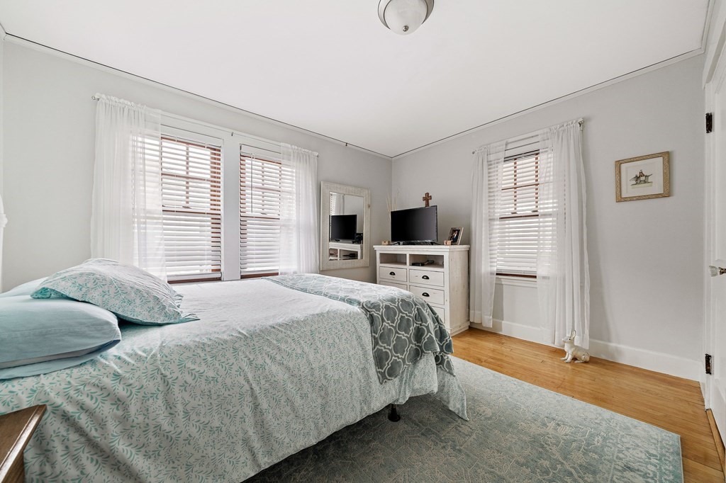 38-40 Colby Road Quincy, MA 02171 - Photo 8 of 36 Gallery Image 8