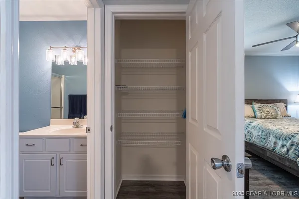 $277,000 | 40 Lighthouse Road, Unit 6205, Lake Ozark, MO 65049