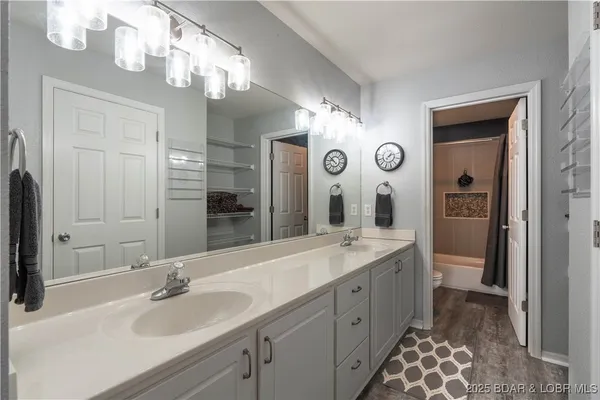 $277,000 | 40 Lighthouse Road, Unit 6205, Lake Ozark, MO 65049