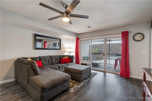 $285,000 | 40 Lighthouse Road, Unit 6205, Lake Ozark, MO 65049