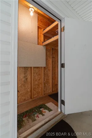 $277,000 | 40 Lighthouse Road, Unit 6205, Lake Ozark, MO 65049