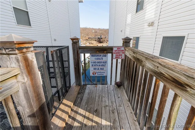 $285,000 | 40 Lighthouse Road, Unit 6205, Lake Ozark, MO 65049
