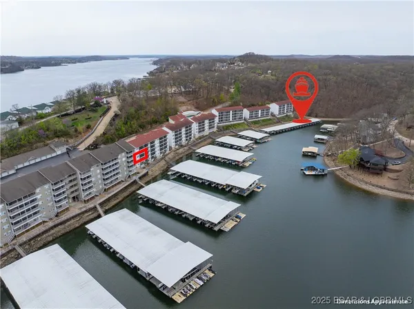 $277,000 | 40 Lighthouse Road, Unit 6205, Lake Ozark, MO 65049