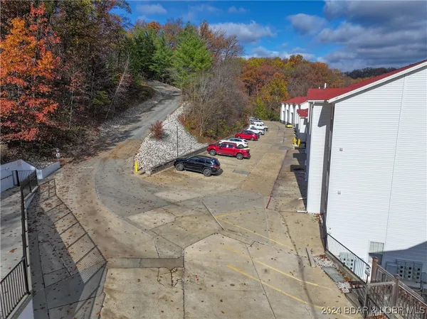 $277,000 | 40 Lighthouse Road, Unit 6205, Lake Ozark, MO 65049
