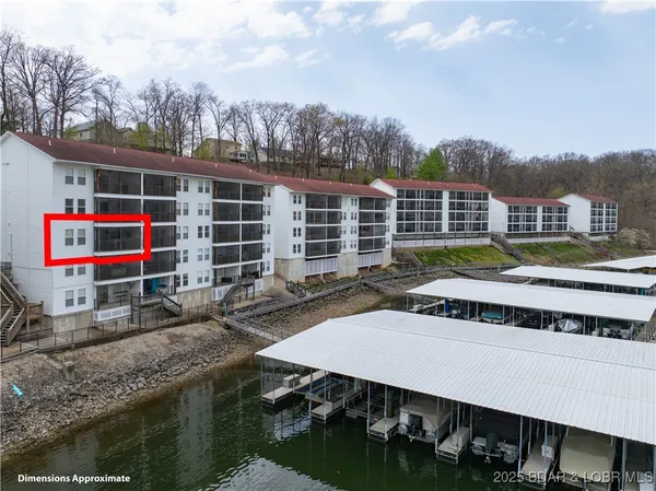 $277,000 | 40 Lighthouse Road, Unit 6205, Lake Ozark, MO 65049