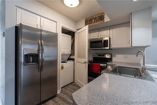 $277,000 | 40 Lighthouse Road, Unit 6205, Lake Ozark, MO 65049