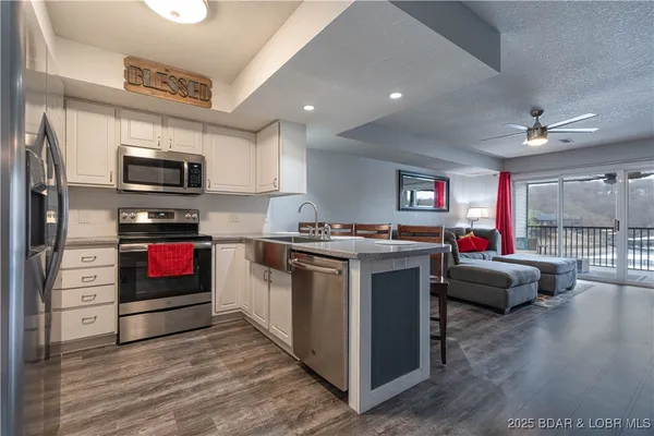 $277,000 | 40 Lighthouse Road, Unit 6205, Lake Ozark, MO 65049