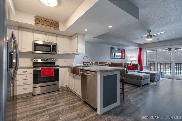 $285,000 | 40 Lighthouse Road, Unit 6205, Lake Ozark, MO 65049
