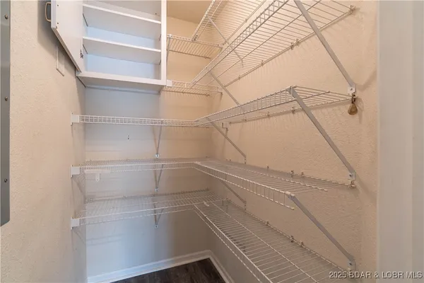 $277,000 | 40 Lighthouse Road, Unit 6205, Lake Ozark, MO 65049