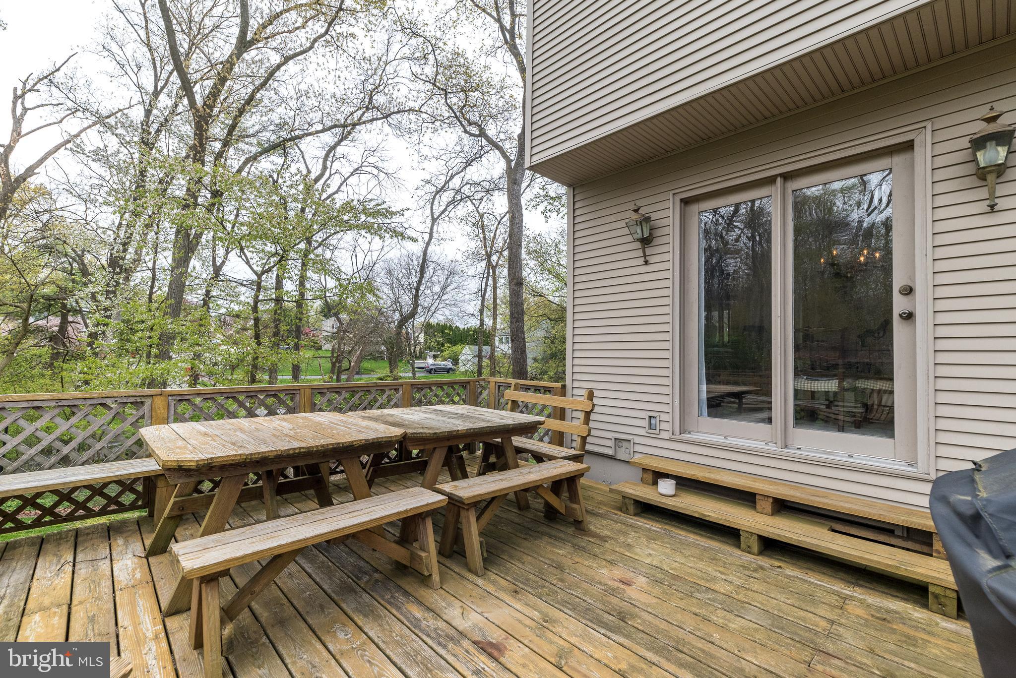 3 Lee Road Norristown, PA 19403 - Photo 41 of 43 Back Deck