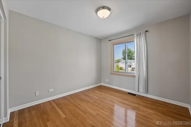 $455,000 | 3011 Scenicwood Lane, Woodridge, IL 60517