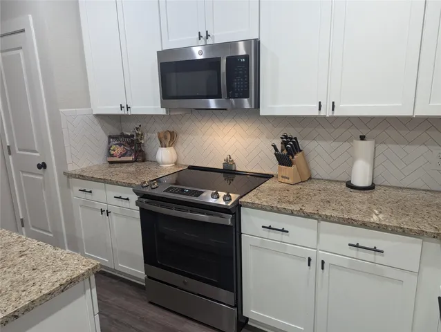 $354,900 | 9 Alta Vista, Huntsville, TX 77340