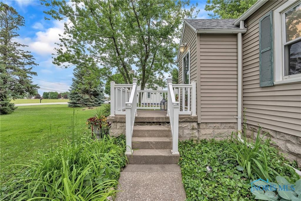 9115 Mandell Road Perrysburg, OH 43551 - Photo 2 of 35 Gallery Image 2