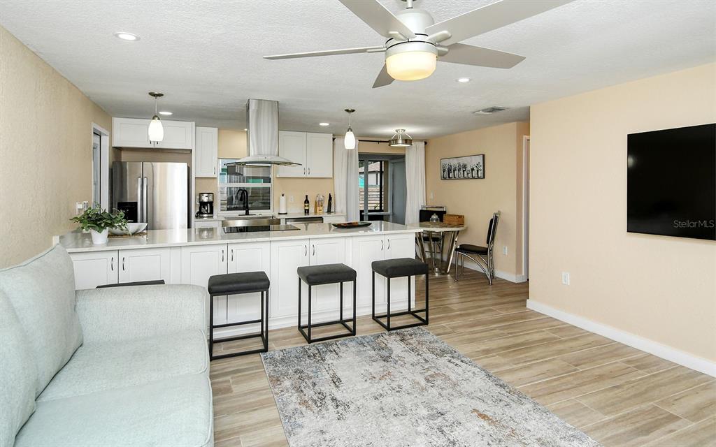 307 Southland Road Venice, FL 34293 - Photo 8 of 56