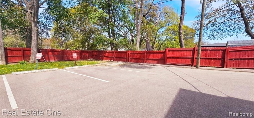 150 Ladd Road Walled Lake, MI 48390 - Photo 23 of 27 Gallery Image 23