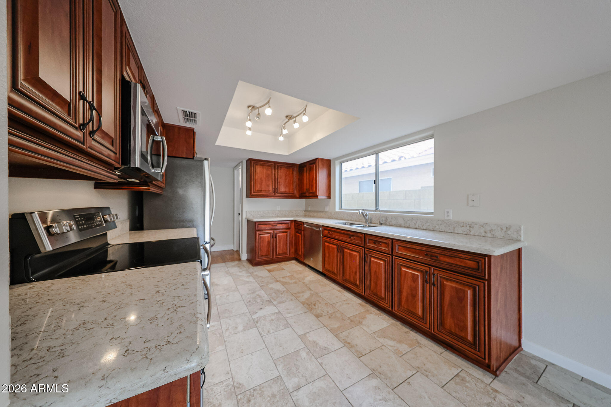 4725 East St John Road Phoenix, AZ 85032 - Photo 10 of 40 Kitchen