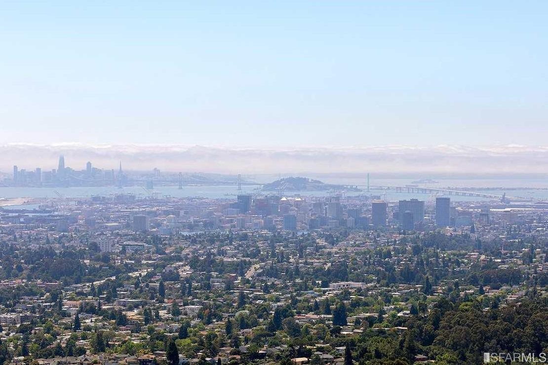 5545 Fernhoff Road Oakland, CA 94619 - Photo 14 of 37