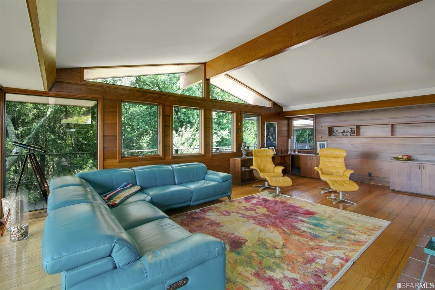 5545 Fernhoff Road Oakland, CA 94619 - Photo 6 of 37