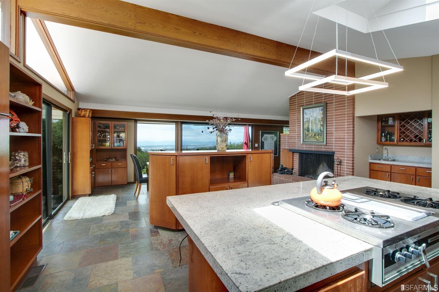 5545 Fernhoff Road Oakland, CA 94619 - Photo 7 of 37